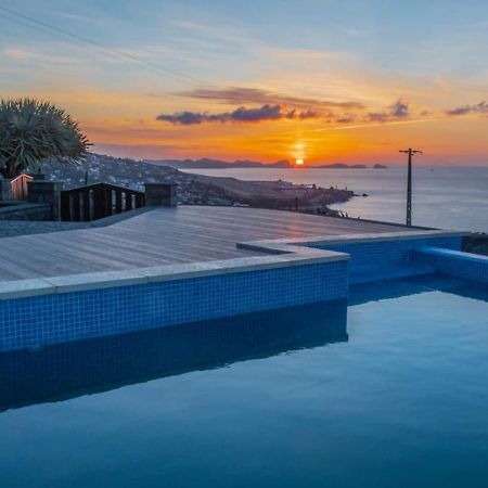Villa Sunrise View By Madeira Sun Travel Санта-Крус Экстерьер фото